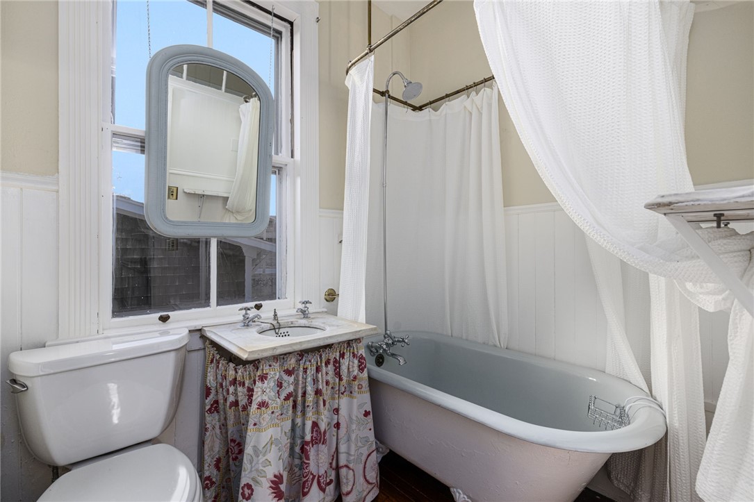 39 Walcott Avenue Jamestown, RI 02835 - Photo 29 of 46 This is the second full bath.