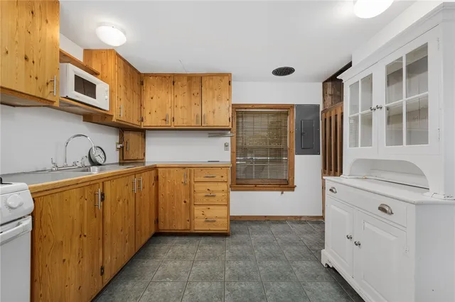 $5,395,000 | 39 Walcott Avenue, Jamestown, RI 02835