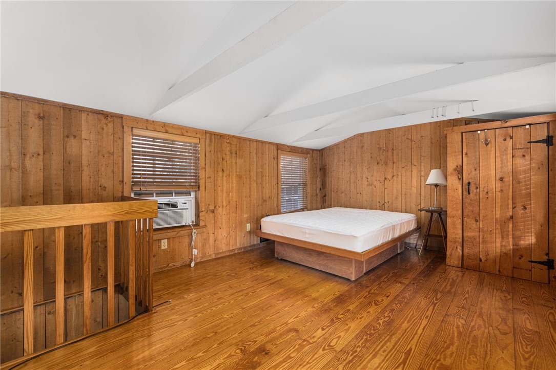 39 Walcott Avenue Jamestown, RI 02835 - Photo 42 of 46 Second level bedroom is 11' x 12'6".