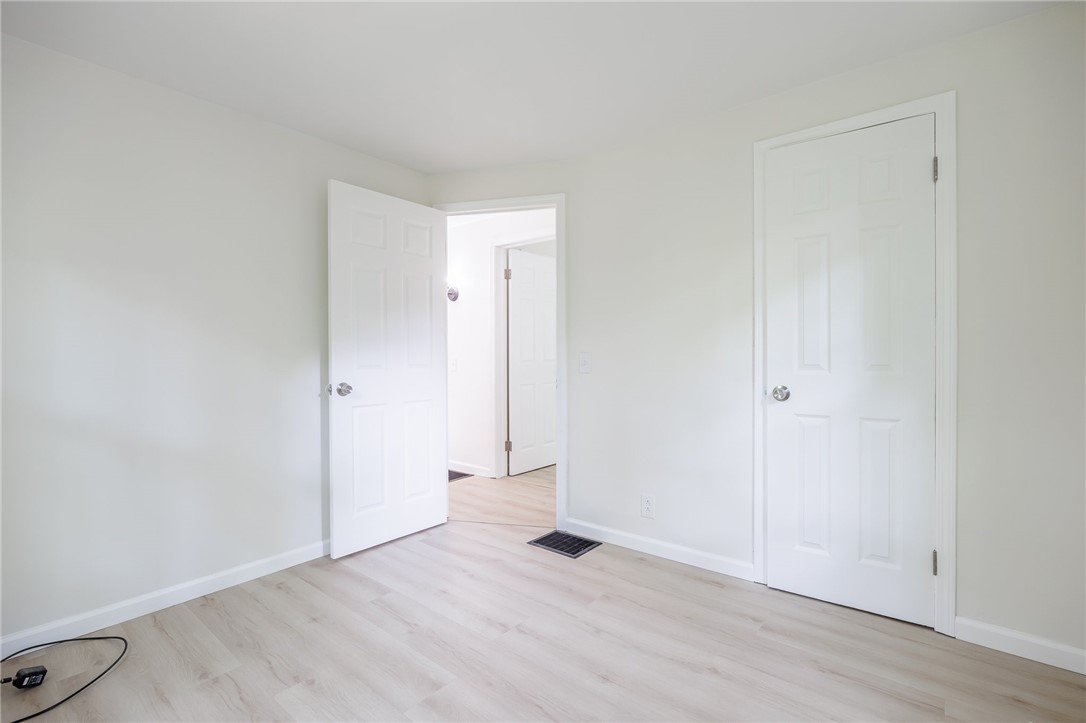 139 Crescent Road Perinton, NY 14450 - Photo 24 of 41