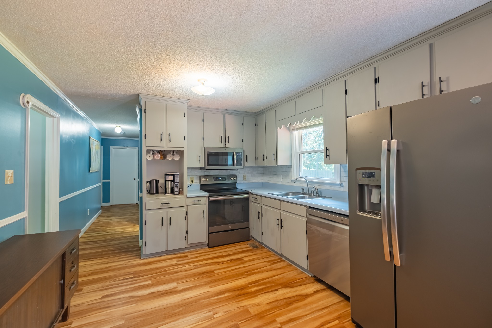 102 Aldrin Street Tullahoma, TN 37388 - Photo 7 of 47