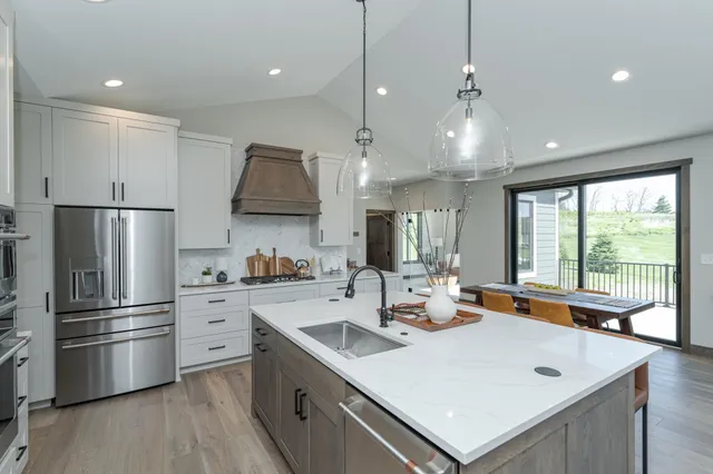 $949,900 | 3185 Bella Terra Lane Northeast, Rochester, MN 55906