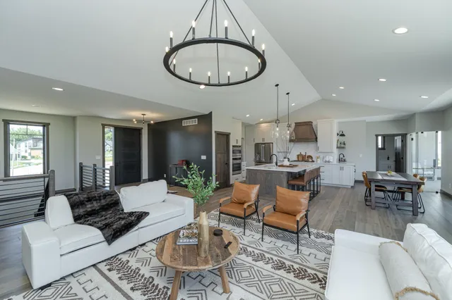 $949,900 | 3185 Bella Terra Lane Northeast, Rochester, MN 55906