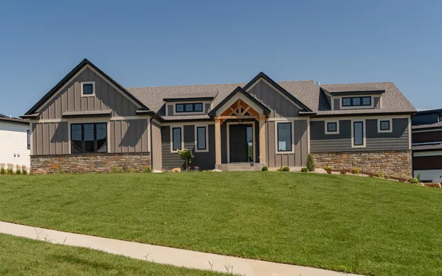 $949,900 | 3185 Bella Terra Lane Northeast, Rochester, MN 55906