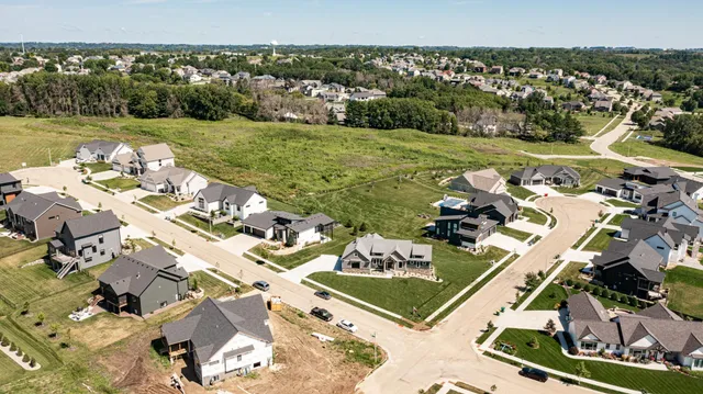 $949,900 | 3185 Bella Terra Lane Northeast, Rochester, MN 55906