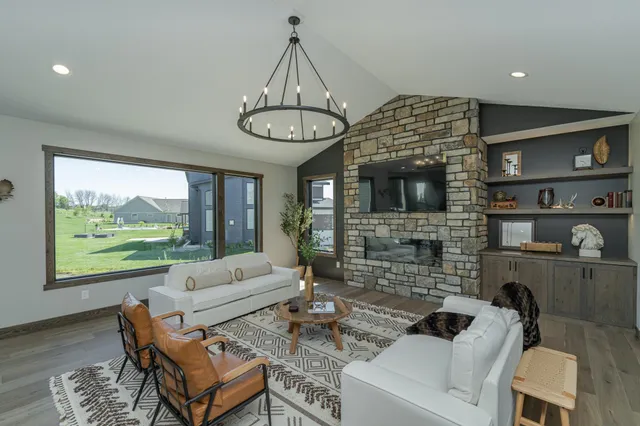 $949,900 | 3185 Bella Terra Lane Northeast, Rochester, MN 55906