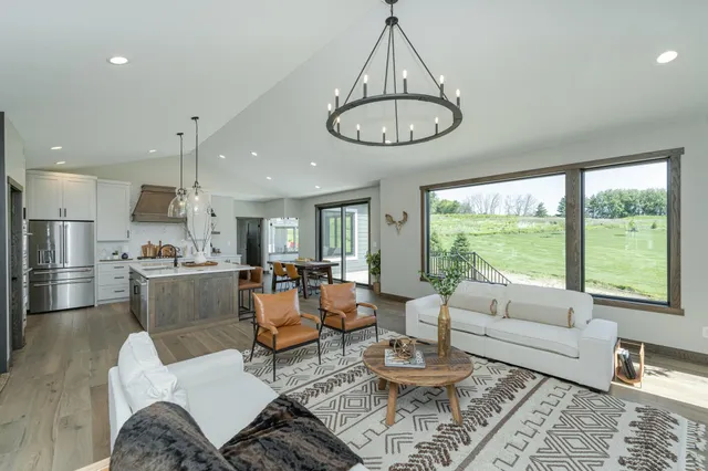 $949,900 | 3185 Bella Terra Lane Northeast, Rochester, MN 55906