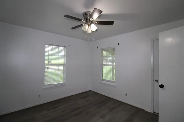 $1,299 | 17 MacArthur Drive, Unit A, Denison, TX 75020