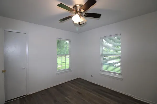 $1,299 | 17 MacArthur Drive, Unit A, Denison, TX 75020