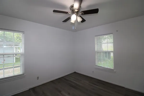 $1,299 | 17 MacArthur Drive, Unit A, Denison, TX 75020