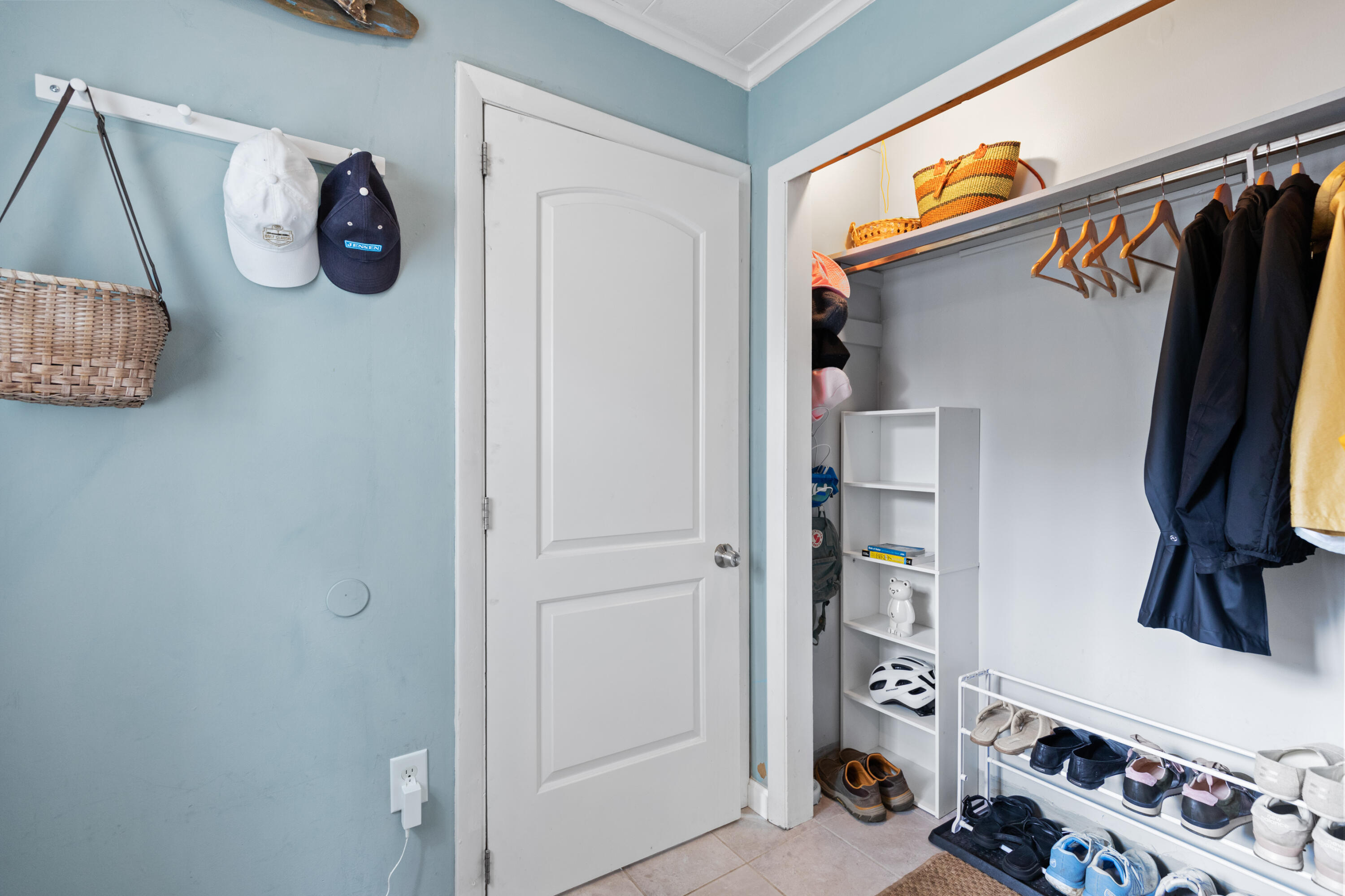 42 Victor Road Portland, ME 04103 - Photo 7 of 39 Breezeway/Mudroom