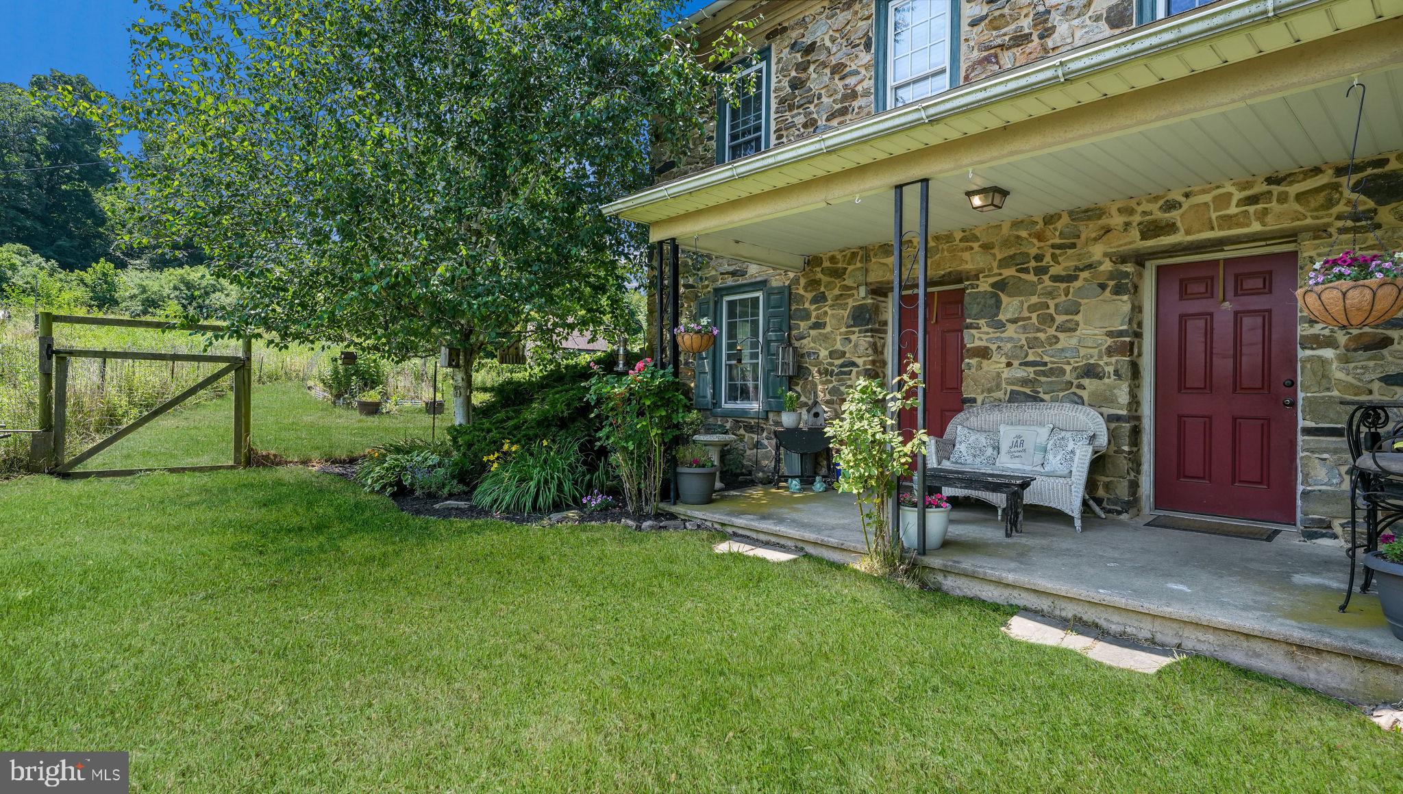 2186 Church View Road Coopersburg, PA 18036 - Photo 7 of 24 Gallery Image 7
