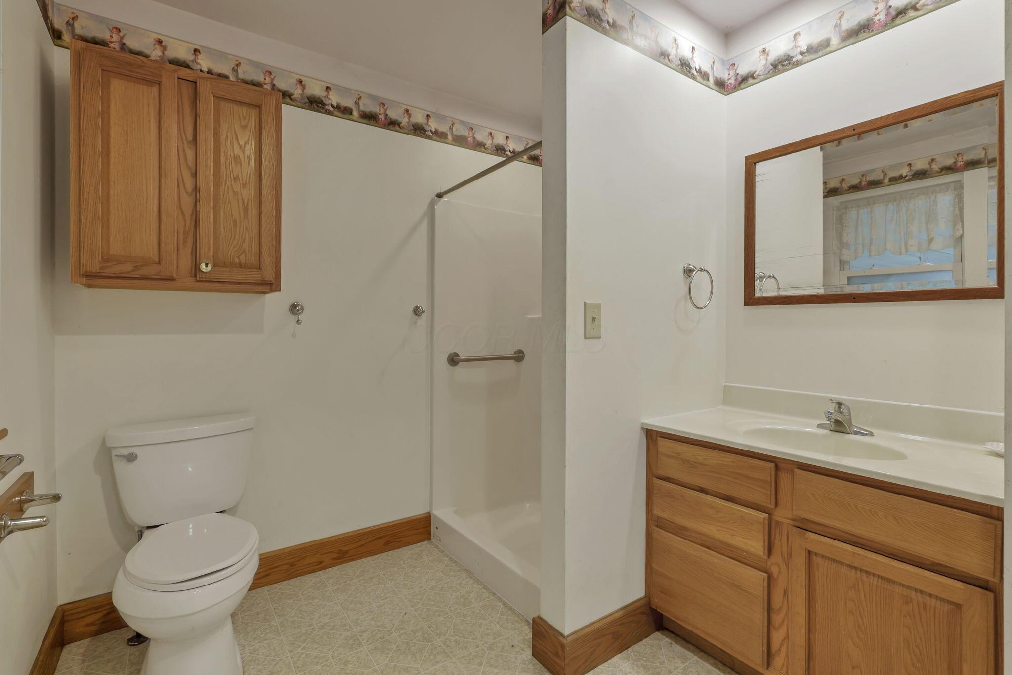6135 Westfall Road Southwest Lancaster, OH 43130 - Photo 29 of 45 1000003725