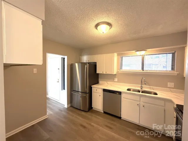 $1,590 | 11537 Turn Stone Court, Charlotte, NC 28226