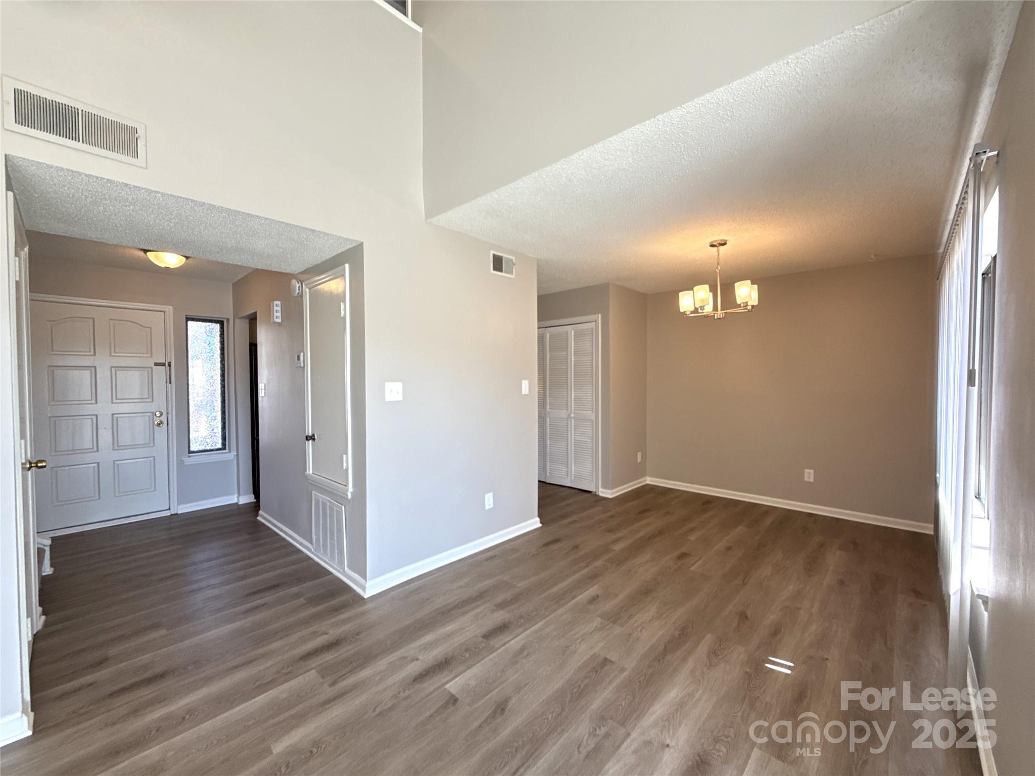 11537 Turn Stone Court Charlotte, NC 28226 - Photo 5 of 20