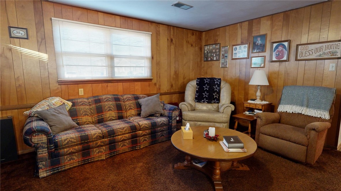 1724 North Oakcrest Avenue Decatur, IL 62526 - Photo 19 of 29 Gallery Image 19