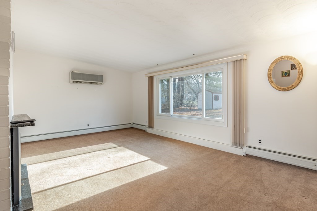 8 Jessie Road Chelmsford, MA 01824 - Photo 14 of 36