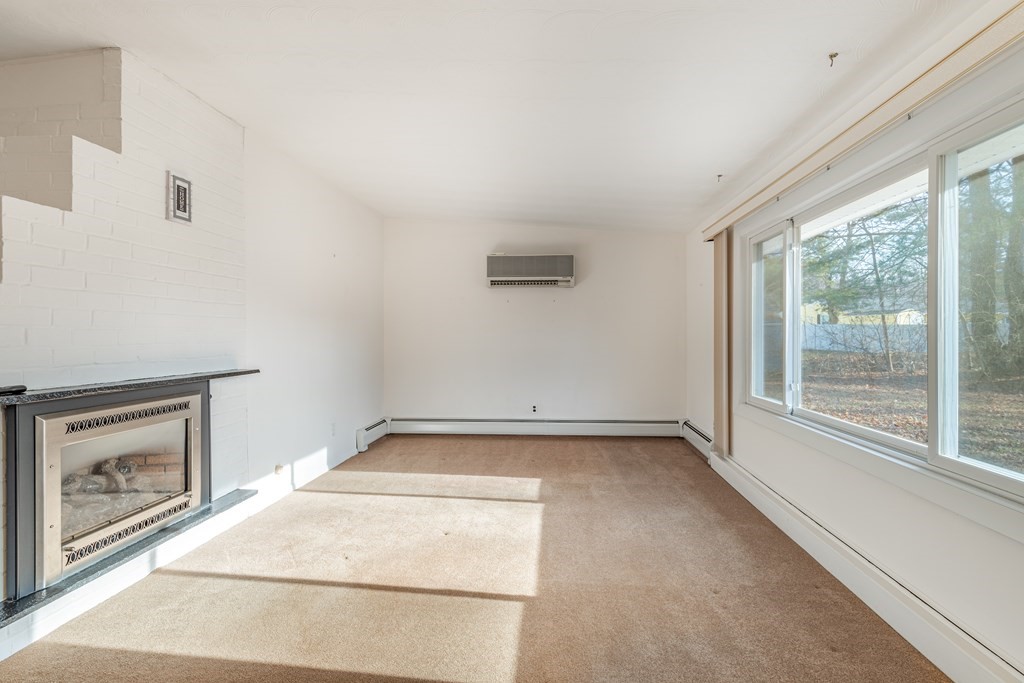 8 Jessie Road Chelmsford, MA 01824 - Photo 15 of 36