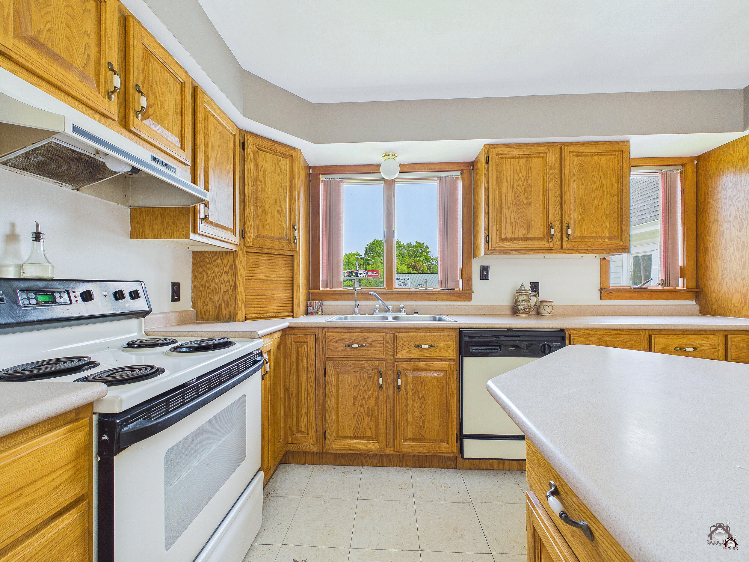 164 Windsor Road China, ME 04358 - Photo 8 of 47 113
