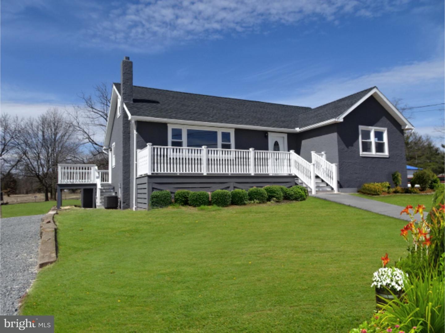 1283 County Line Road Gilbertsville, PA 19525 - Photo 2 of 12 Gallery Image 2