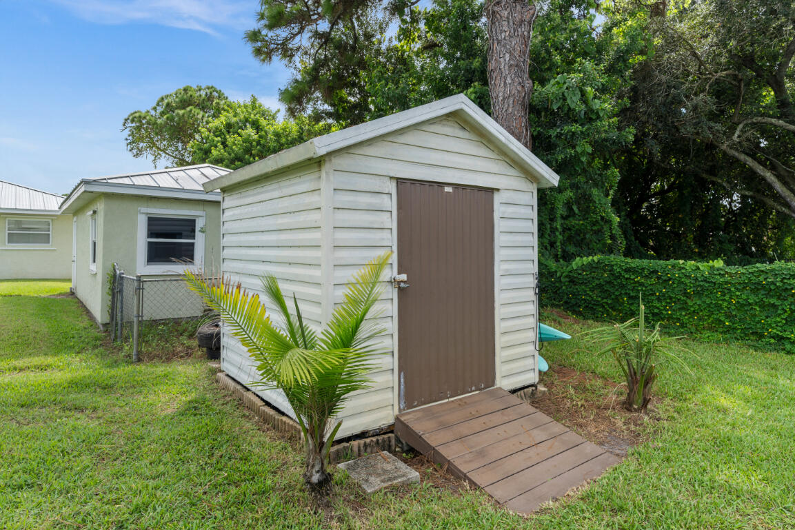 5812 Raintree Trail Fort Pierce, FL 34982 - Photo 8 of 32 _DSC8281
