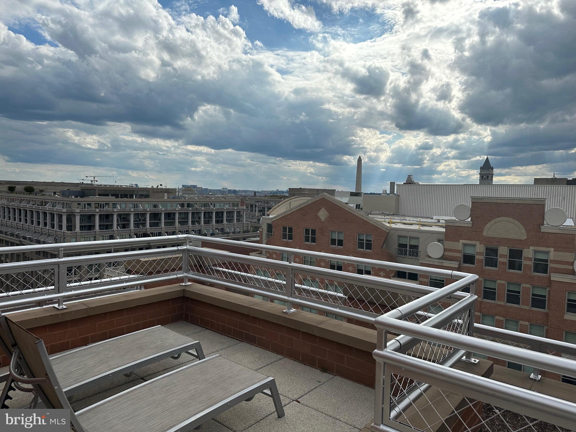 631 D Street Northwest, Unit 1235 Washington, DC 20004 - Photo 30 of 31 Incredible rooftop views