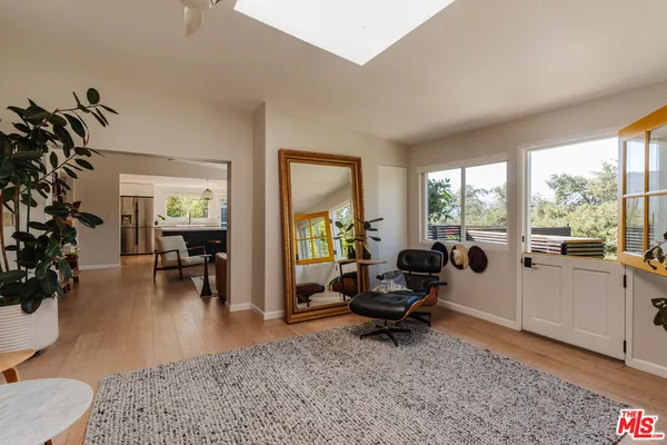 $1,585,000 | 21114 Colina Drive, Topanga, CA 90290