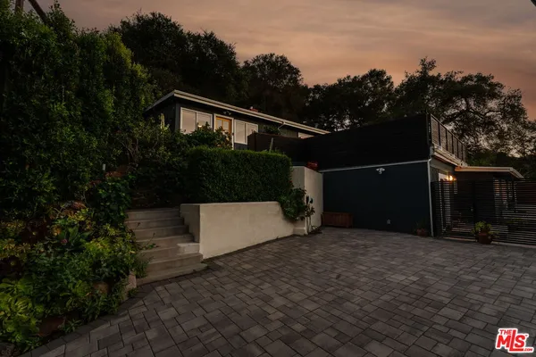 $1,585,000 | 21114 Colina Drive, Topanga, CA 90290