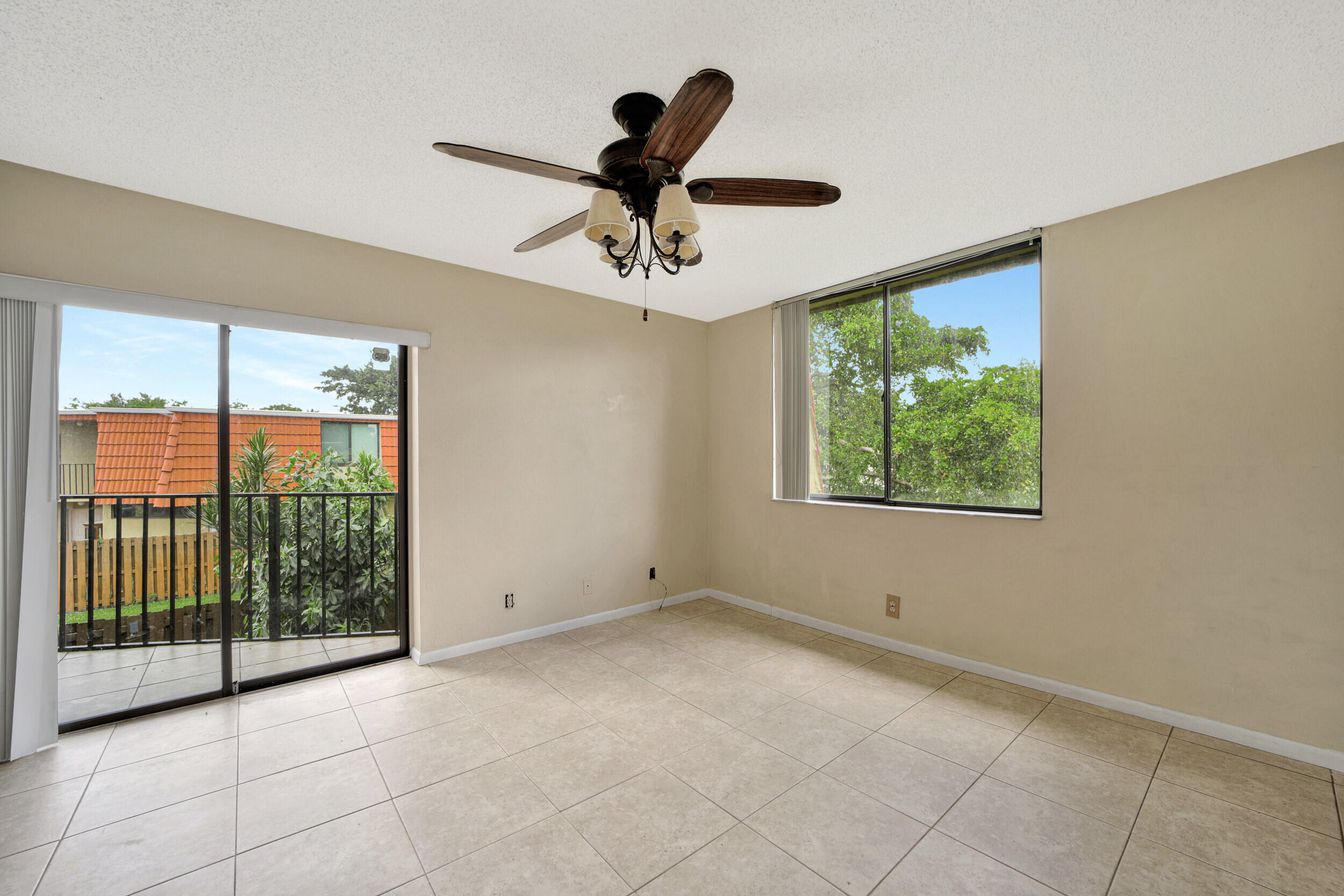 8377 Trent Court, Unit A Boca Raton, FL 33433 - Photo 28 of 33 37_22226158