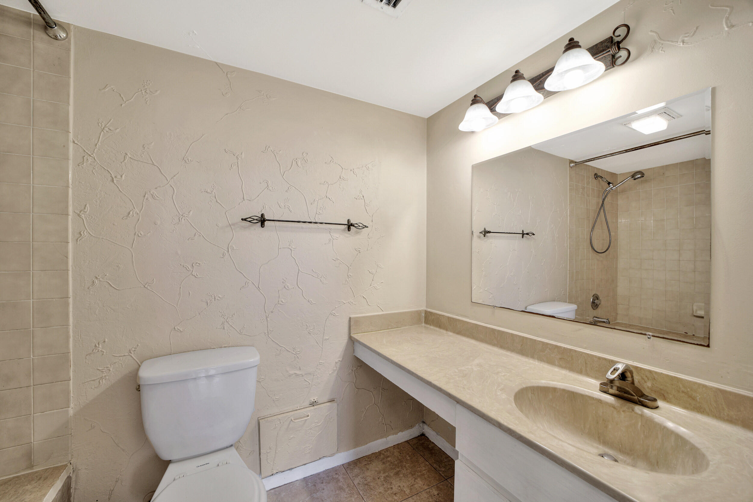 8377 Trent Court, Unit A Boca Raton, FL 33433 - Photo 31 of 33 40_22226178