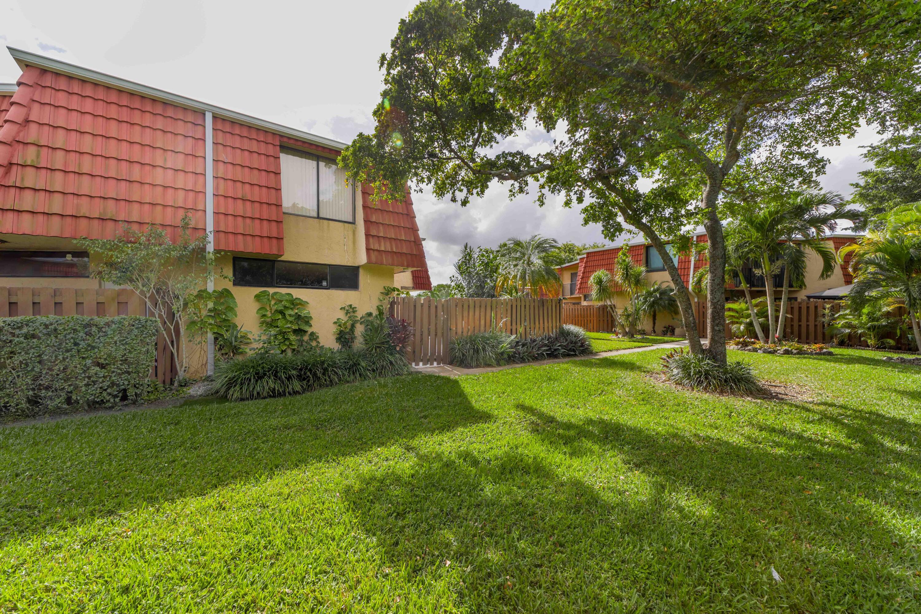 8377 Trent Court, Unit A Boca Raton, FL 33433 - Photo 9 of 33 04_8377-1-2