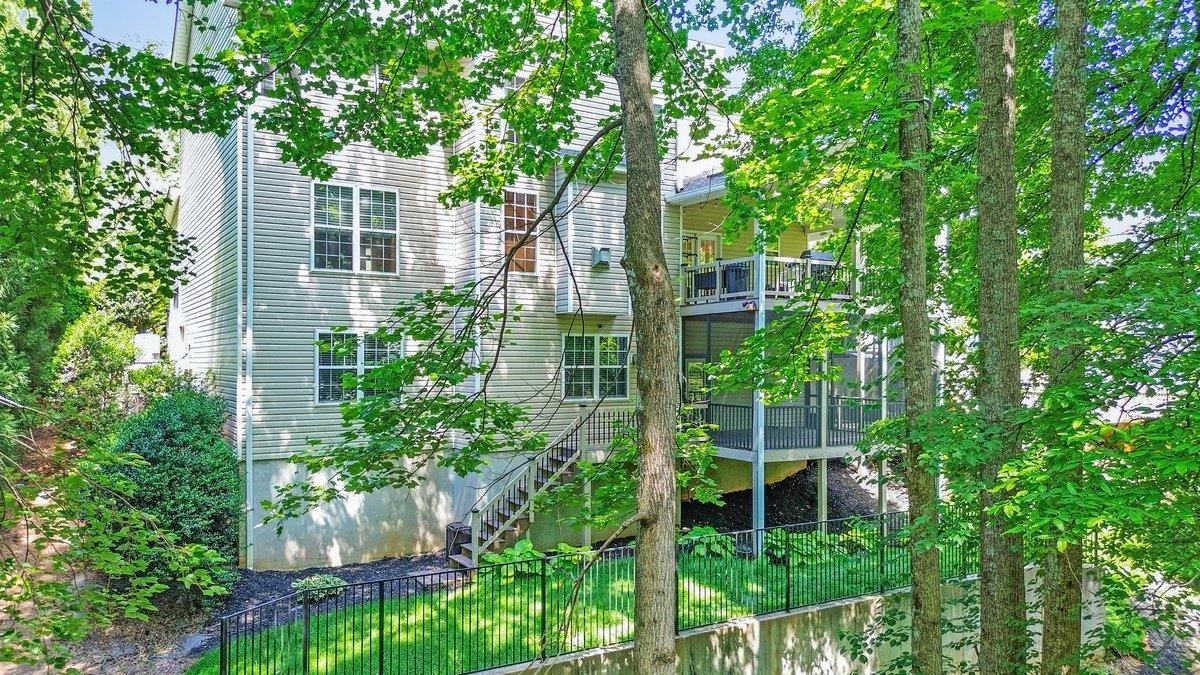 67 Devonhall Way Taylors, SC 29687 - Photo 33 of 42