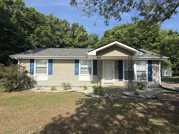 $1,395 | 1511 Dunbar Cave Road, Clarksville, TN 37043