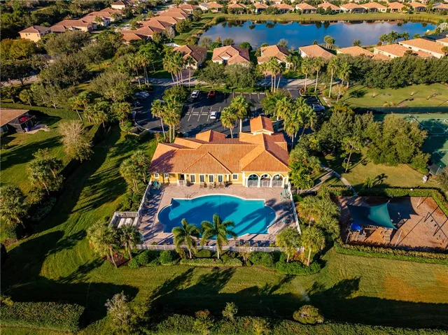 $419,000 | 4725 55th Street, Vero Beach, FL 32967