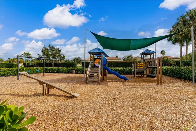 $419,000 | 4725 55th Street, Vero Beach, FL 32967