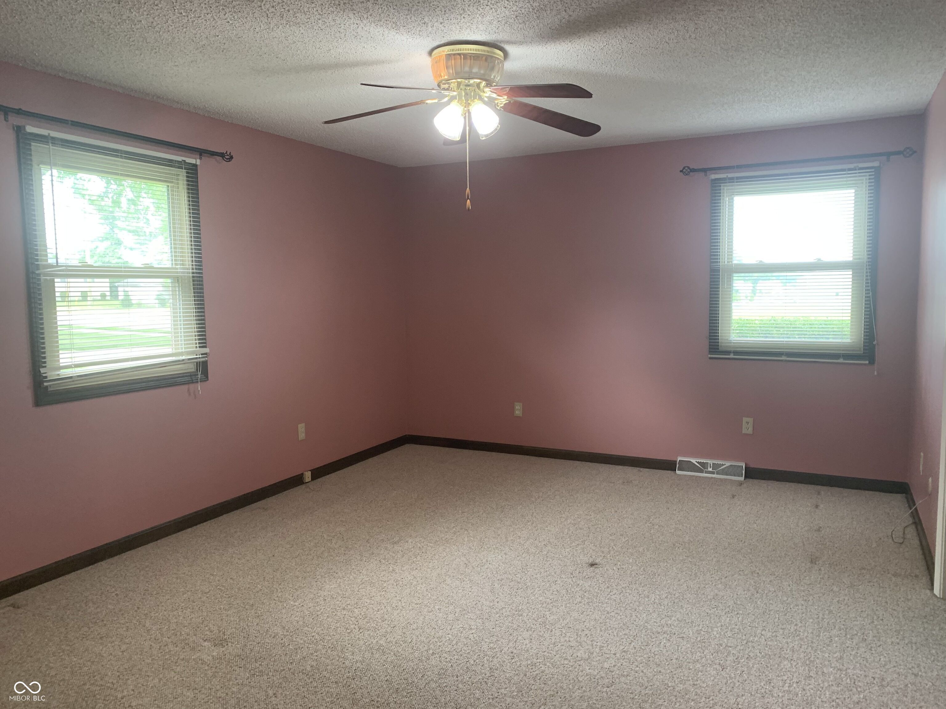 3311 Taylor Road Columbus, IN 47203 - Photo 16 of 35 Gallery Image 16