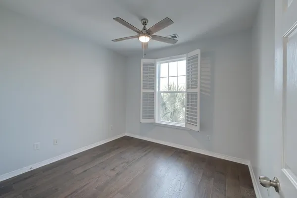 $325,000 | 130 River Landing Drive, Unit 3306, Daniel Island, SC 29492