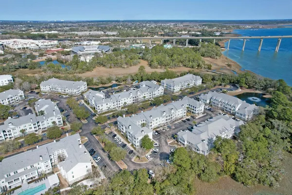 $325,000 | 130 River Landing Drive, Unit 3306, Daniel Island, SC 29492