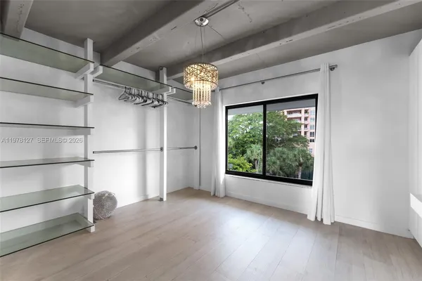 $5,500 | 6901 Edgewater Drive, Unit 315, Coral Gables, FL 33133