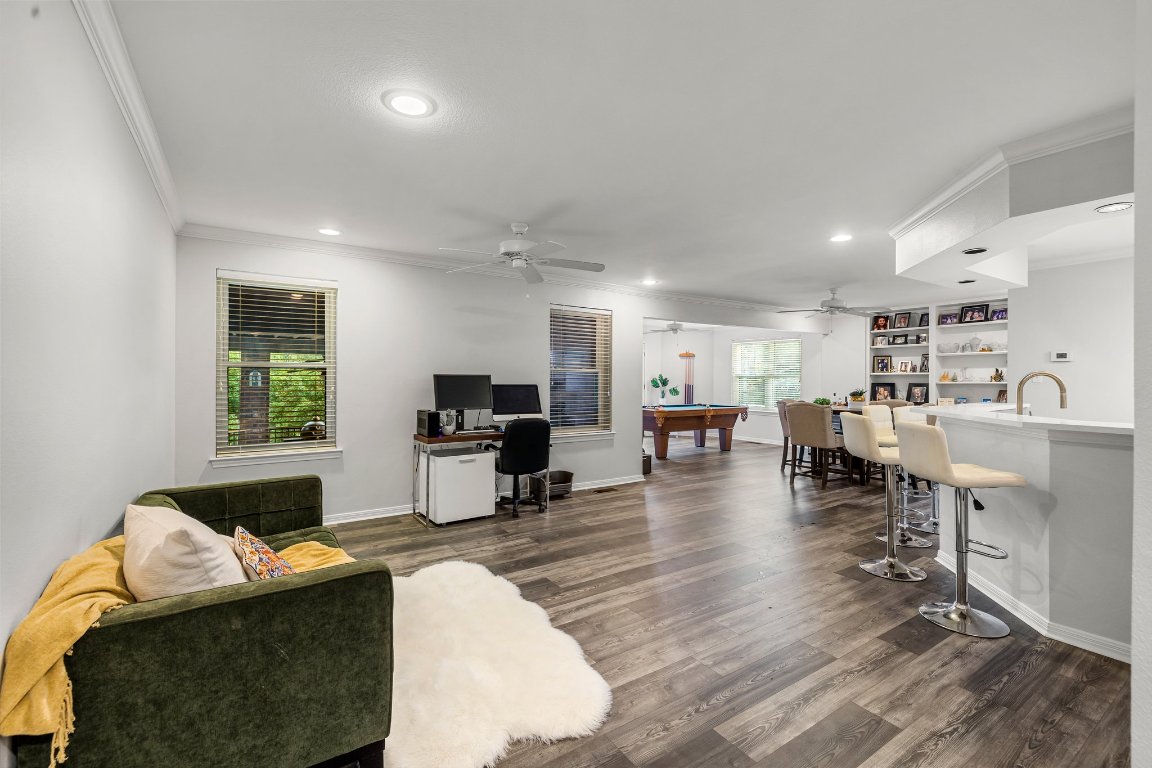 2807 Round Table Road Austin, TX 78746 - Photo 20 of 38 Lower Level flex space