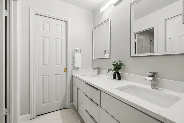 $2,390,000 | 2807 Round Table Road, Austin, TX 78746