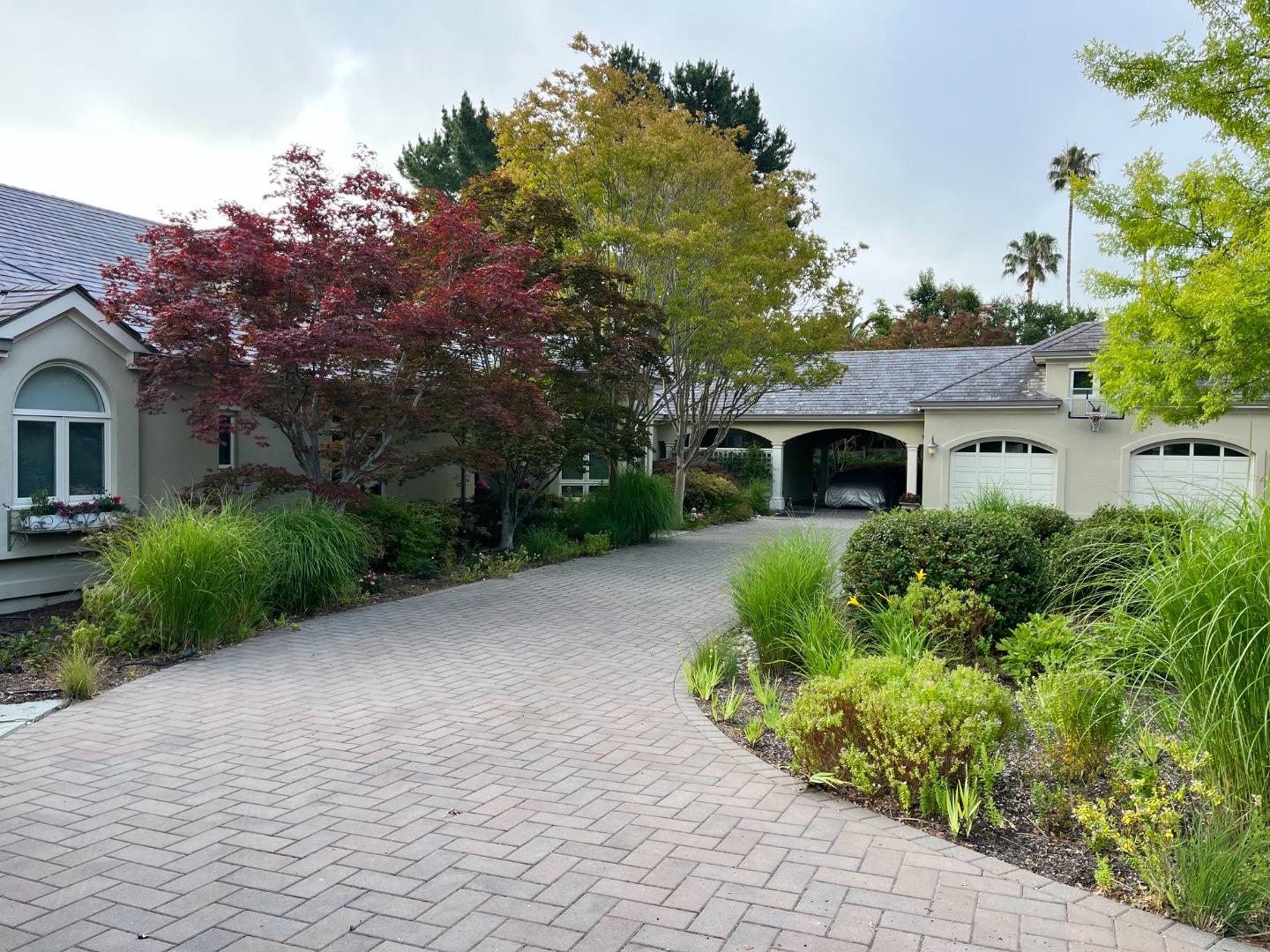 26990 Taaffe Road Los Altos Hills, CA 94022 - Photo 3 of 25