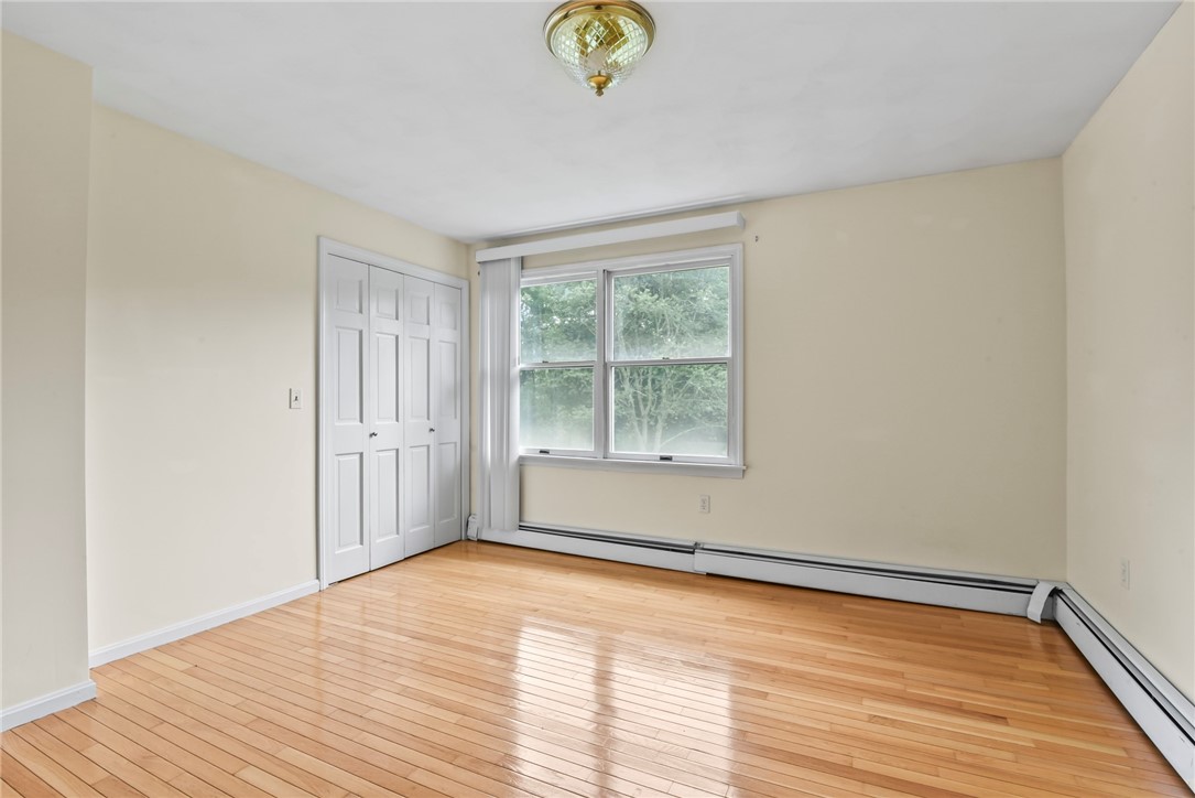2360 Middle Road East Greenwich, RI 02818 - Photo 37 of 43