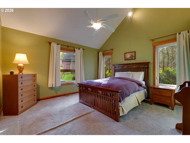 $780,000 | 6850 Oakbrook Lane, The Dalles, OR 97058