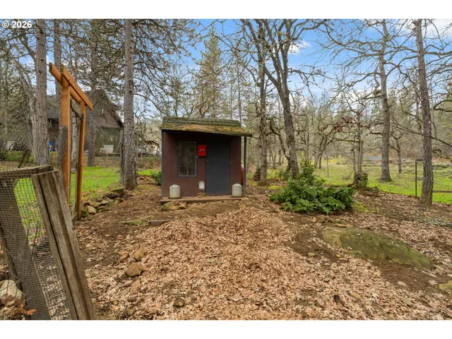 $780,000 | 6850 Oakbrook Lane, The Dalles, OR 97058
