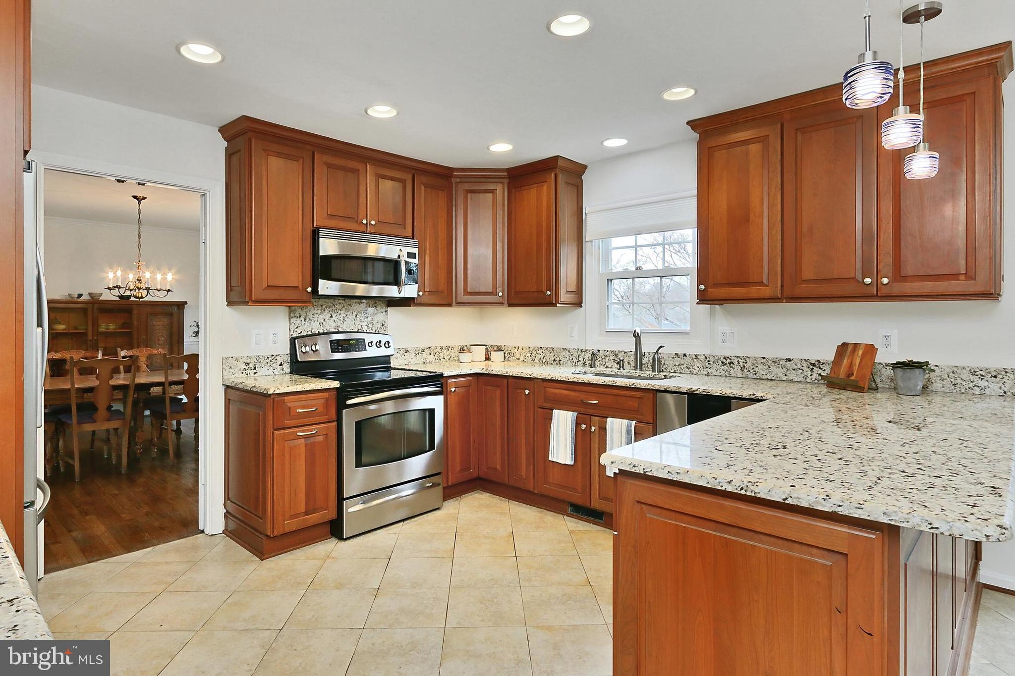 2011 Soapstone Drive Reston, VA 20191 - Photo 13 of 54 LOTS of storage with Extended Custom Cabinets!