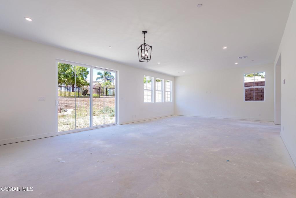 4699 Summit Avenue Simi Valley, CA 93063 - Photo 26 of 64