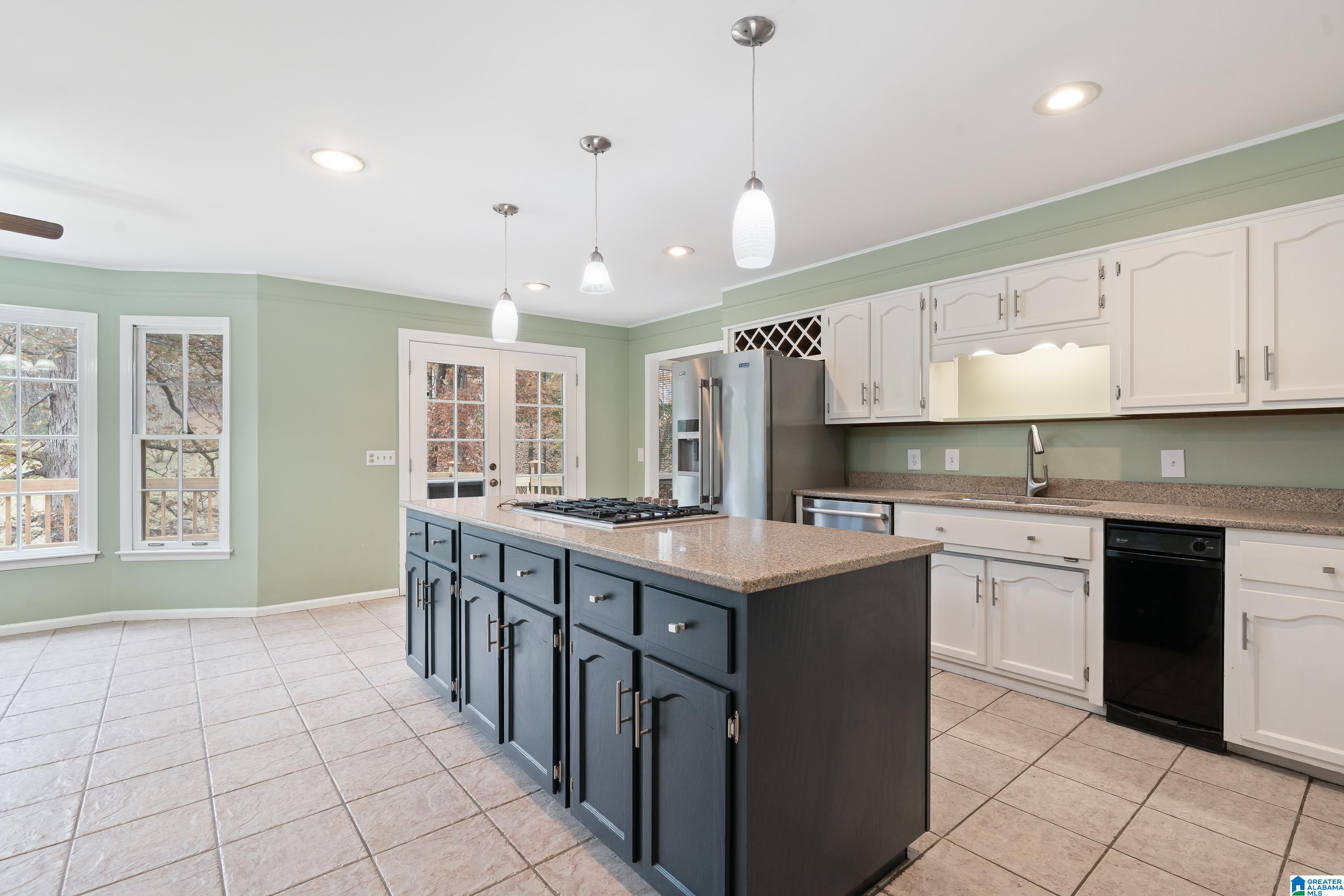 2023 Club Road Birmingham, AL 35244 - Photo 13 of 79