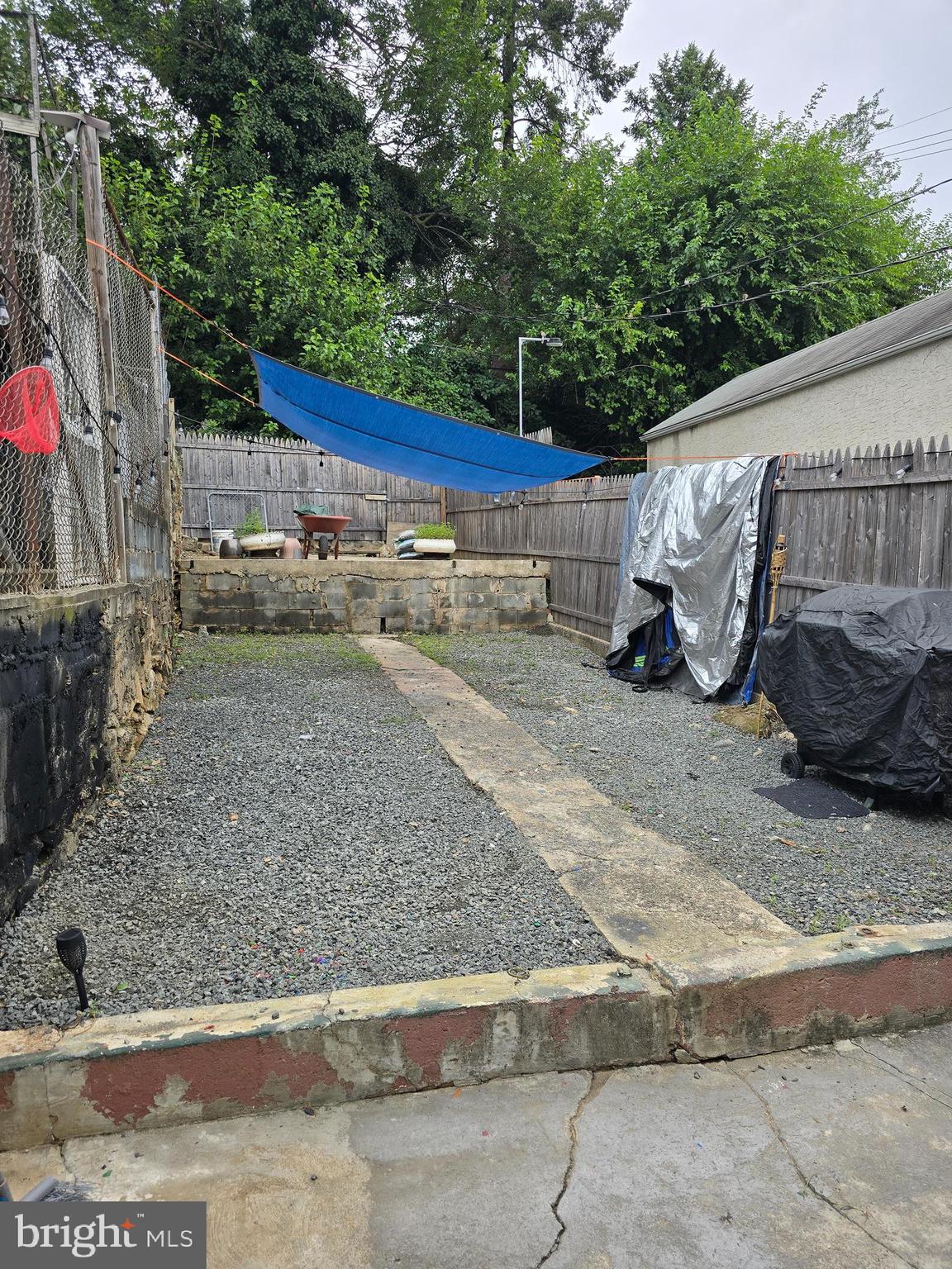 439 Buttonwood Street Reading, PA 19601 - Photo 32 of 33 a view of a backyard