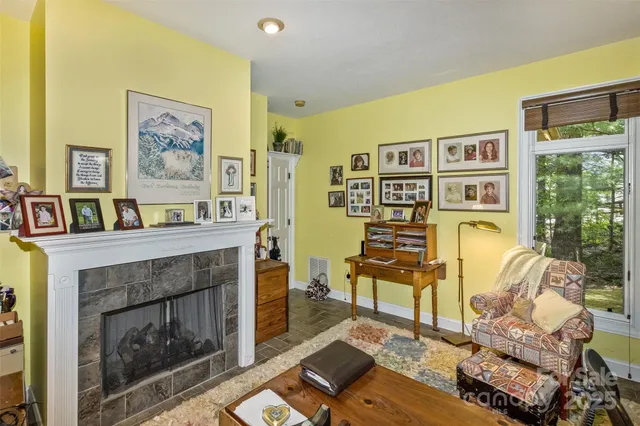 $1,040,000 | 25 Windsong Drive, Fairview, NC 28730